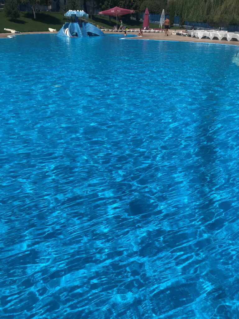 ELBE-Pool-Adriatic Blue (11)