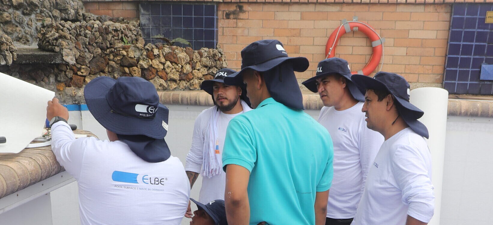 Kooll Importaciones consolida su liderazgo en el sector con la segunda capacitación en membranas para piscinas en Colombia