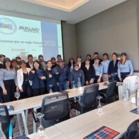 Foto grupal evento fairland en la ciudad de bogotá